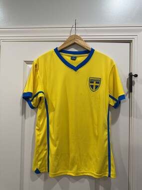 Nordic Sweden Soccer Jersey Yellow Blue Size XS
